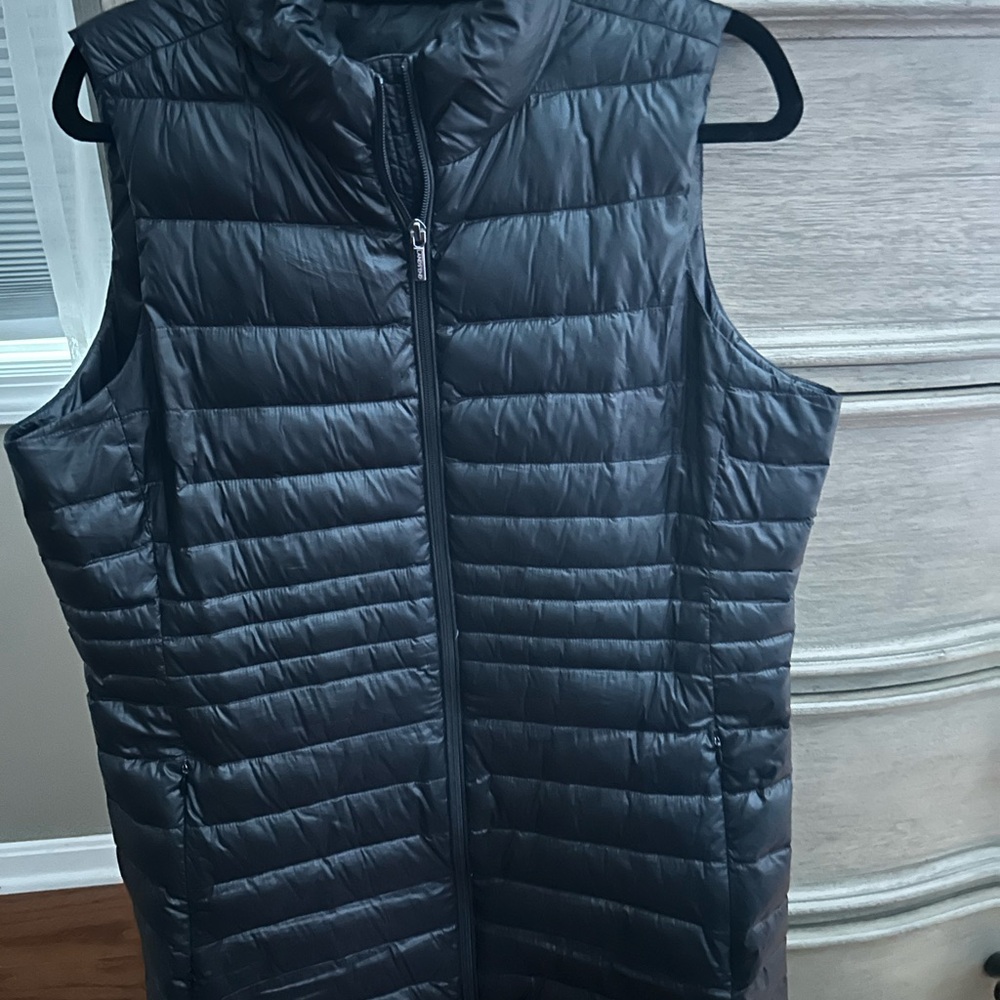 Lands End down vest.